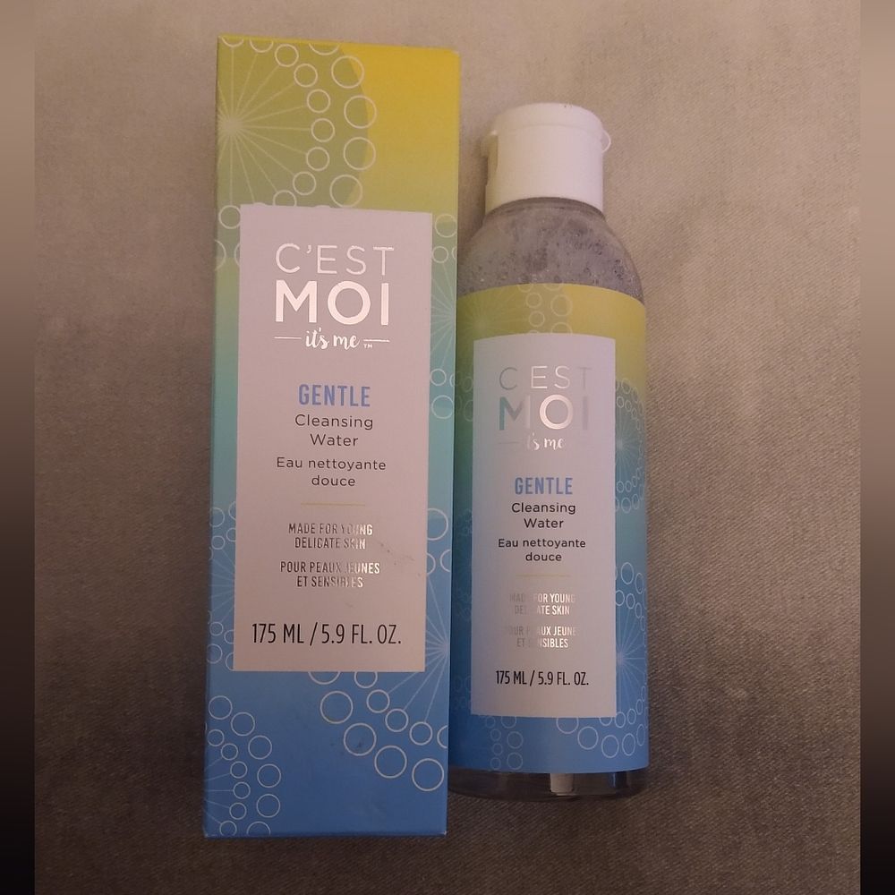 C'est Moi Gentle Cleansing Water Makeup Remover